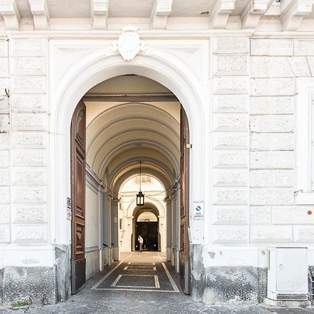 Lux Caracciolo Bed and Breakfast Napoli Eksteriør billede